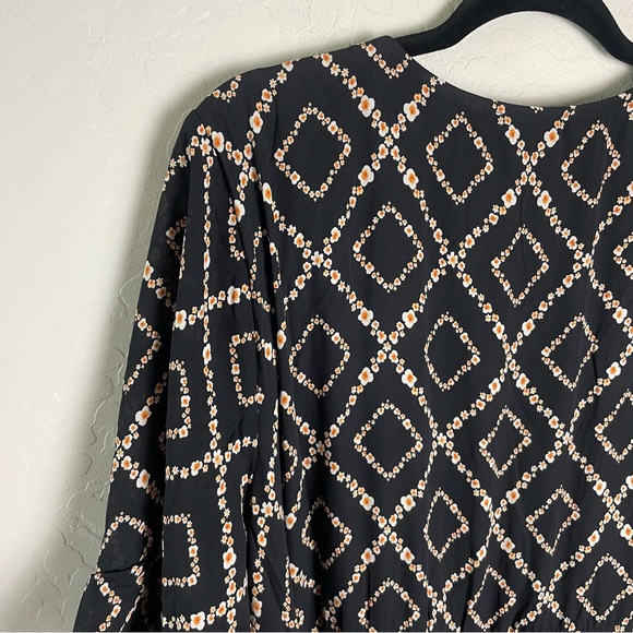 Torrid Black Floral Geometric Maxi Georgette Surplice Hi-Low Dress 3X NWT - Picture 10 of 16